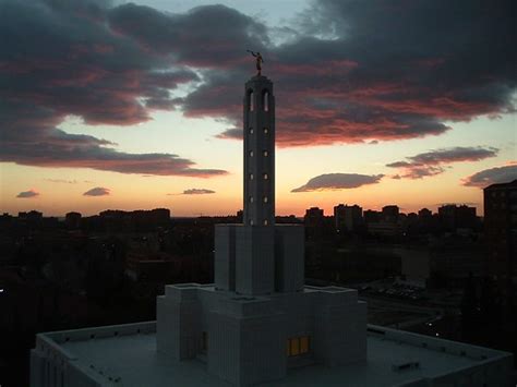 LDS religious temple Madrid | Madrid skyline | mistaheinlein02 | Flickr