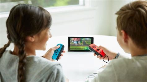 Dad Gets Accused Of Favoritism For Buying His Daughter Her Own Nintendo ...