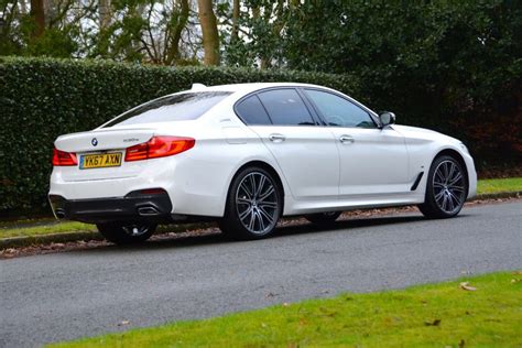 BMW 530e M Sport iPerformance Saloon Review - GreenCarGuide.co.uk