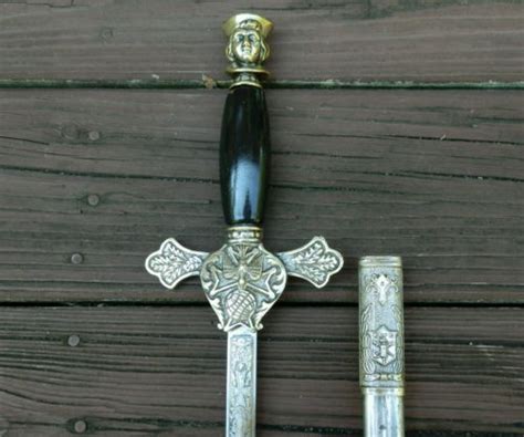 Ceremonial Knights of Columbus Sword -- Antique Price Guide Details Page