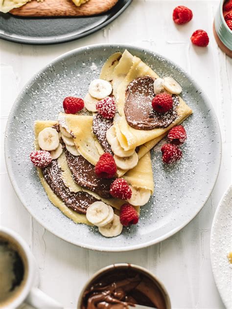 Classic French Crepes with Banana and Nutella | Recipe | Sweet crepes ...