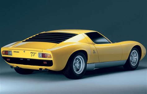 Flesh and Relics: The European Sports Cars of the '60s: Raw Style.