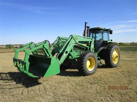 1985 JOHN DEERE 4850 - Lot #HD8720, Nov 02, 2022 - Equipment Auction ...