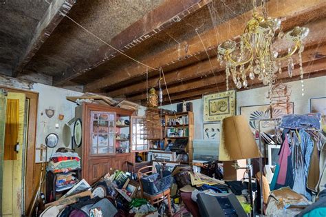 Abandoned hoarder houses that are full to the brim | loveproperty.com