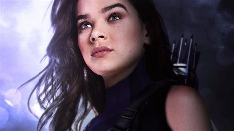 Fan Art and Fan Poster Imagines Hailee Steinfeld as Kate Bishop in Marvel's HAWKEYE — GeekTyrant