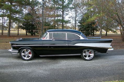 1957 CHEVROLET BEL AIR CUSTOM HARDTOP - 213836