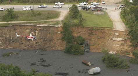 Daisetta sinkhole still a mystery 8 months after it formed