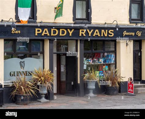 Moate co westmeath ireland hi-res stock photography and images - Alamy