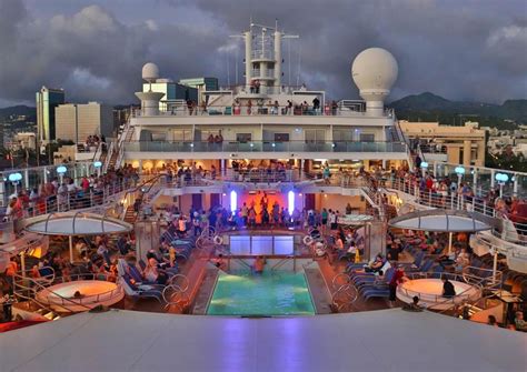 A Pride of America Cruise Will Change Your View of Hawaii | Pride of ...