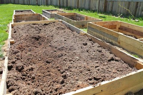 Inexpensive Raised Bed Soil Mix - Fill Your Garden For Less ...