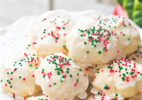 Good Italian Anise Christmas Cookies Recipe - No Plate Like Home