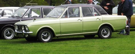 File:Ford Cortina 1600E 1599cc Oct 1970.JPG - Wikipedia