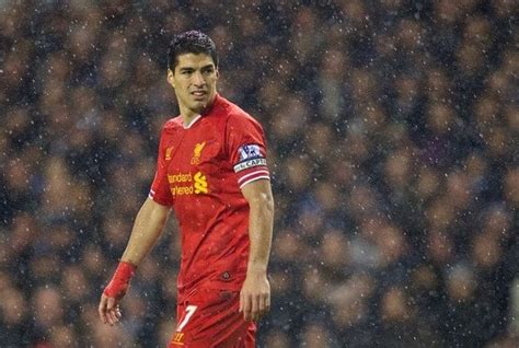 Luis Suarez returns to Liverpool for emotional goodbye - Liverpool FC ...