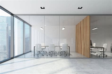 Glass Conference Rooms: The Pros the Cons and Why You Might Want Them in Your Office | Smartway2