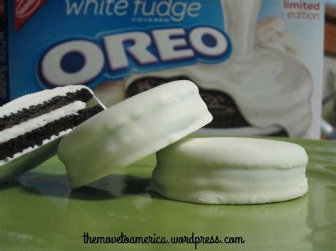 A Slice of Americana: White Fudge Oreo | Oreo, Oreo flavors, Fudge