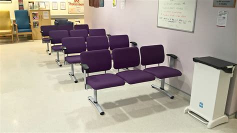 Beam Seating & Waiting Room Chairs in Healthcare Environments - Evertaut