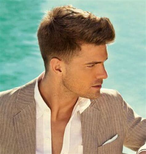 17 Business Casual Hairstyles