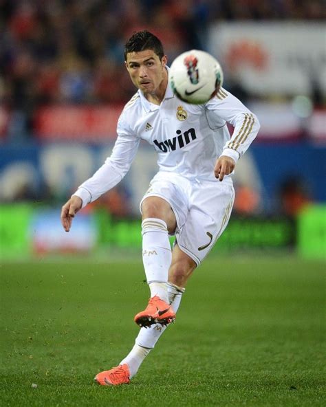 Football Fever: Ronaldo's Amazing Skills