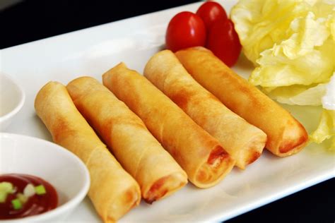 Baked Lumpia Rolls - KitchMe