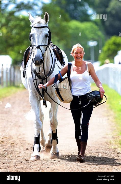 Equestrian - Royal Windsor Horse Show - Day Two - Windsor Castle Stock Photo: 107605441 - Alamy