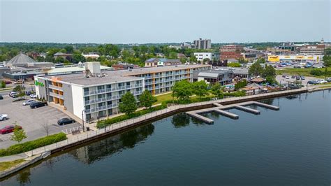 Holiday Inn Peterborough-Waterfront, an IHG Hotel - UPDATED 2023 Prices ...