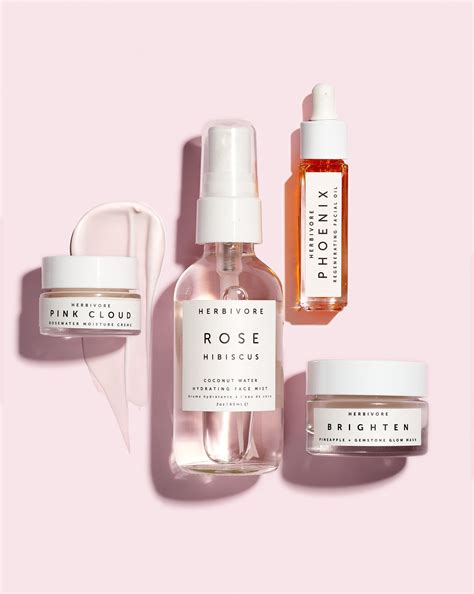 25 Elegant Minimalistic Skincare Packaging Designs That We Love | Dieline - Design, Branding ...