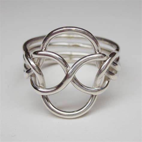 http://www.indyish.com/celtic-knot-puzzle-ring-made-to-your-size ...