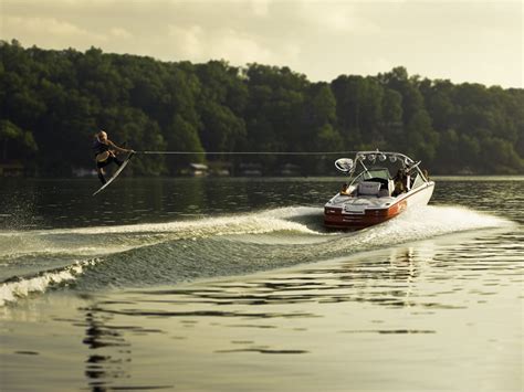 Quality Castaic Lake Boat Rentals | Jet Ski and Watercraft