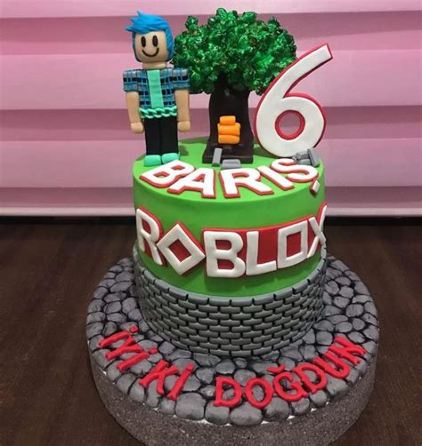 27 Best Roblox Cake Ideas for Boys & Girls (These Are Pretty Cool) | Roblox cake, Roblox ...