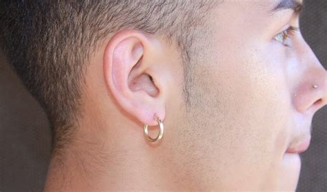 How To Choose Earrings For Men – designfullprint