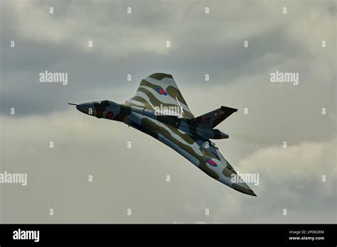 Vulcan Bomber XH558 Stock Photo - Alamy