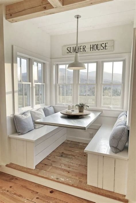 25 Breakfast Nook Decor Ideas