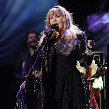 Stevie Nicks cancels all 2021 concerts: 'My primary goal is to keep healthy' - ABC News