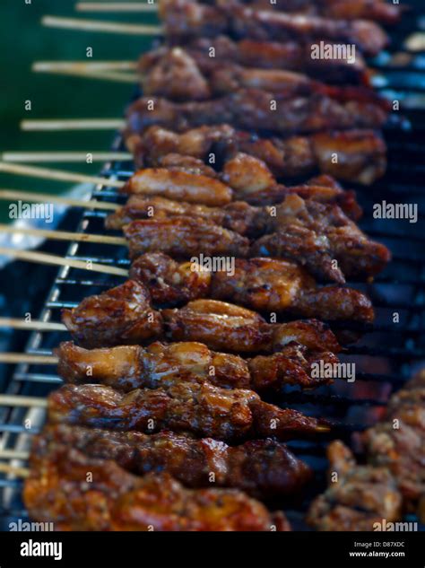 Kebab skewers hi-res stock photography and images - Alamy