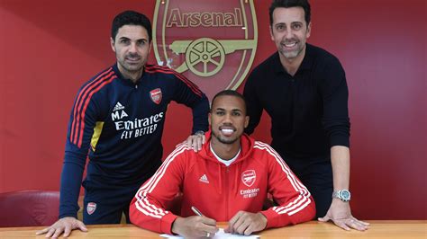 Arsenal star Gabriel signs bumper new long-term contract as reward for ...