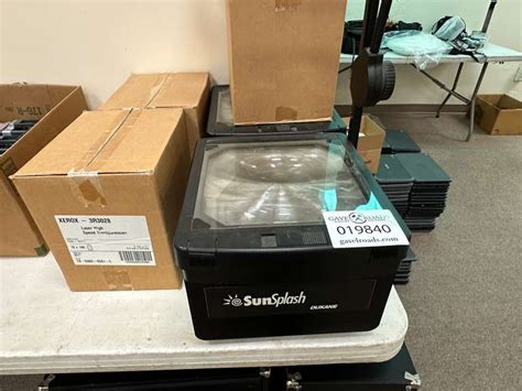 (2) Dukane SunSplash Overhead Projectors & Xerox Laser Transparency ...