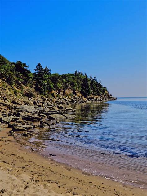 Rocky Coastline | East coast canada, Nova scotia, Prince edward island