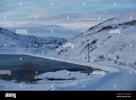 Lake manasarovar hi-res stock photography and images - Alamy