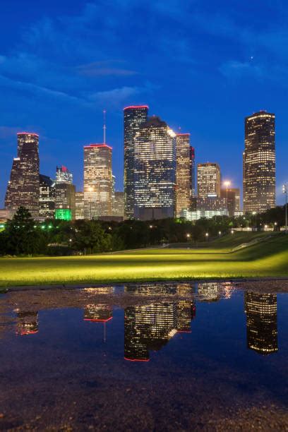 Houston Skyline Sunrise Stock Photos, Pictures & Royalty-Free Images ...