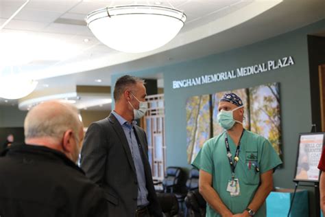 Doctors at Bingham Memorial Hospital celebrate over 1,000 orthopedic robotic-arm surgeries ...