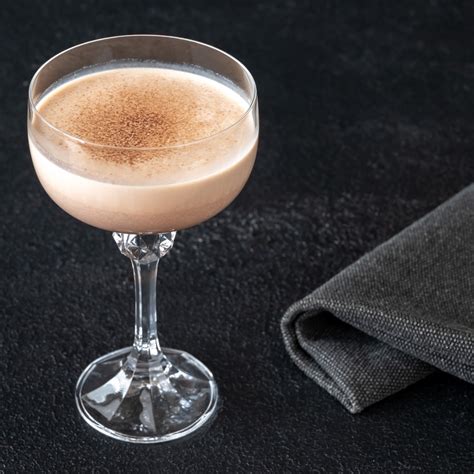 What Is Creme de Cacao? (+ How to Make It) - Insanely Good