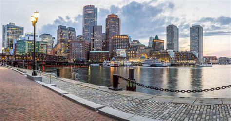 Living in Back Bay Boston | 🤷 Should You Move to Back Bay?