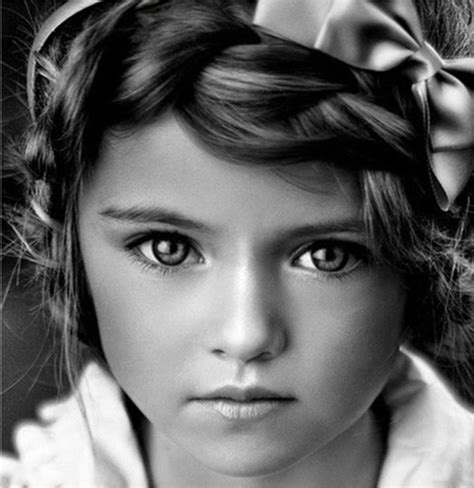 I bet her eyes are green... | Beautiful children, Beautiful eyes, Children photography