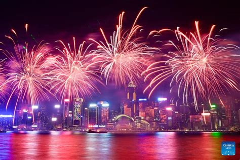 Fireworks set off to celebrate Spring Festival in Hong Kong-Xinhua