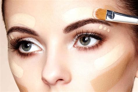 How to Apply Eye Concealer: 10 Tips | Reader's Digest