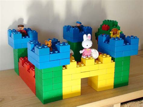 Duplo building - Castle complete | Lego activities, Lego duplo, Lego for kids