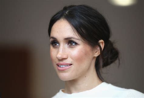 Meghan Markle's Wedding Makeup Let Her Natural Beauty (and Her Freckles) Show Through | Glamour