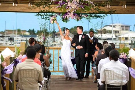 An Unforgettable Beach Wedding at Warwick Paradise Island - Caribbean Bride