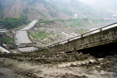 The 2008 Great Sichuan / Wenchuan Earthquake | HubPages