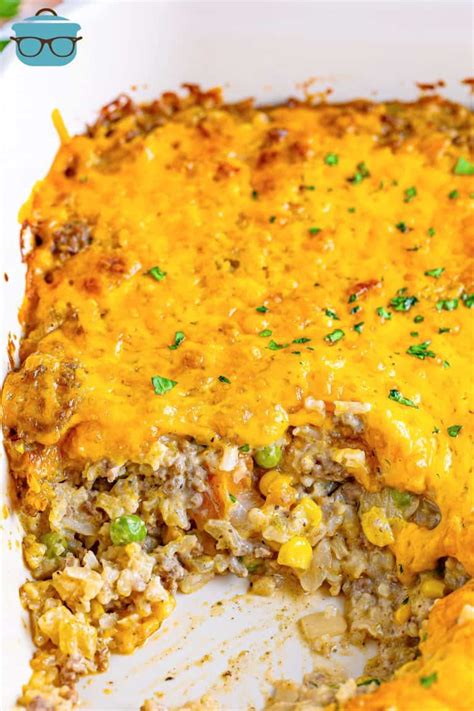 Cheesy Ground Beef and Rice Casserole - The Country Cook